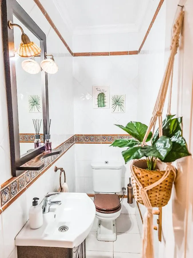 Holiday home Oceanview Boutique House, 125 Sqm, Parking, Sunset Rooftop
