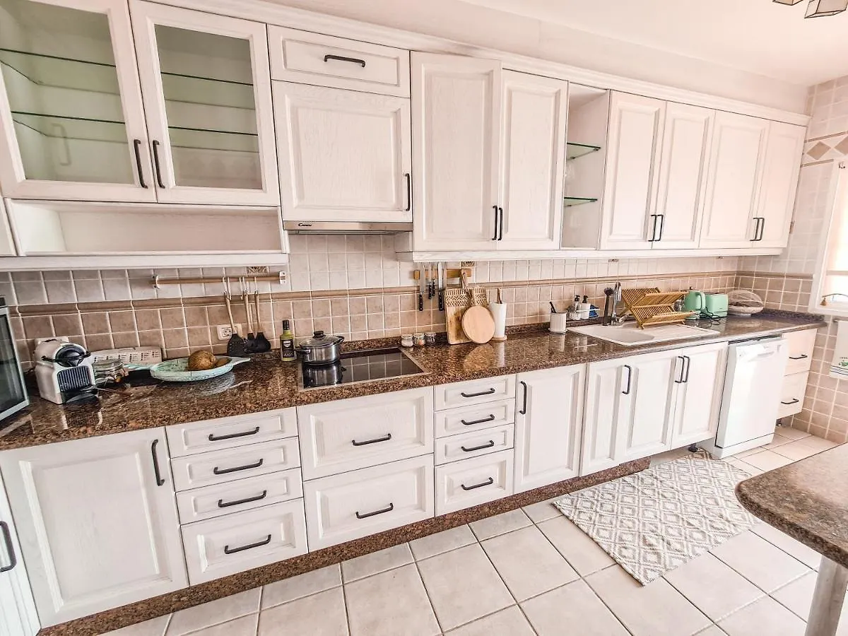 Oceanview Boutique House, 125 Sqm, Parking, Sunset Rooftop 0*, Costa Adeje (Tenerife) Spain