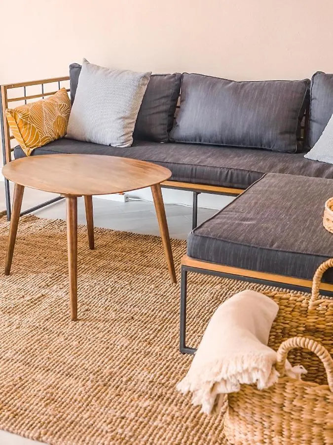 Oceanview Boutique House, 125 Sqm, Parking, Sunset Rooftop 0*, Costa Adeje (Tenerife)