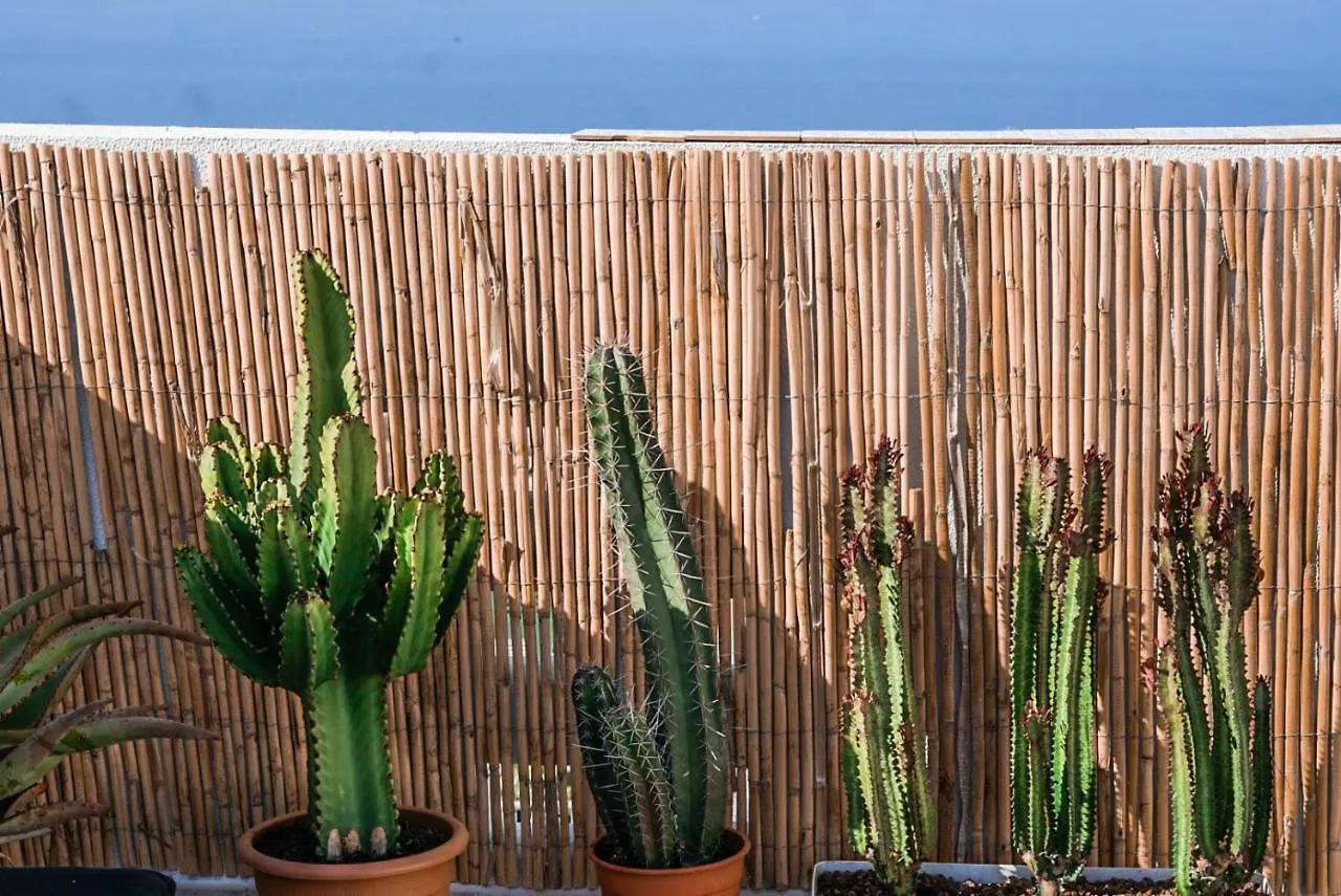 Oceanview Boutique House, 125 Sqm, Parking, Sunset Rooftop Spain